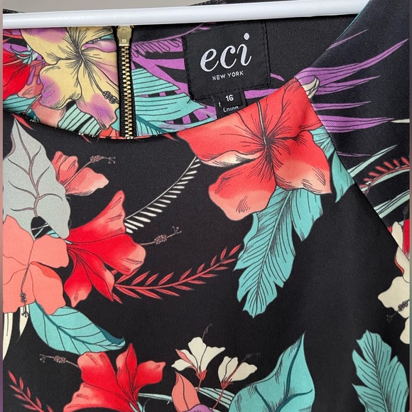 ECI New York Floral Curve Hugging Dress - Picture 5 of 5